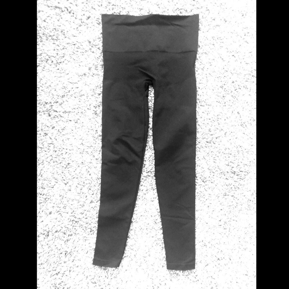 Blanqi Everyday Hipster Support Leggings